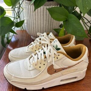 Nike Air Max 90 SE 'Cork' in Wheat/Volt/ Sail